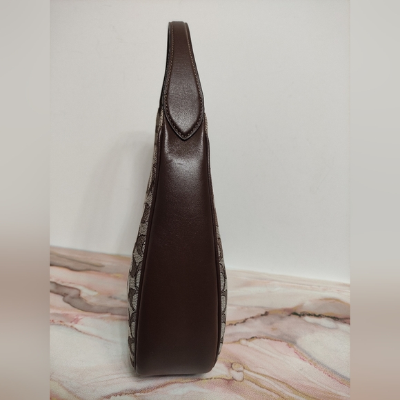 Coach CV001 Carmen Shoulder Bag  In Signature Jacquard - Picture 3 of 13